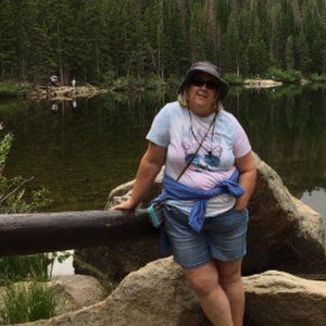 Meet your Posher, Valarie